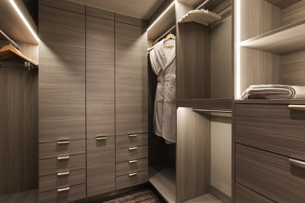 Silversea, Silver Ray, Grand Suite Closet ©Silversea Cruises Ltd.jpg